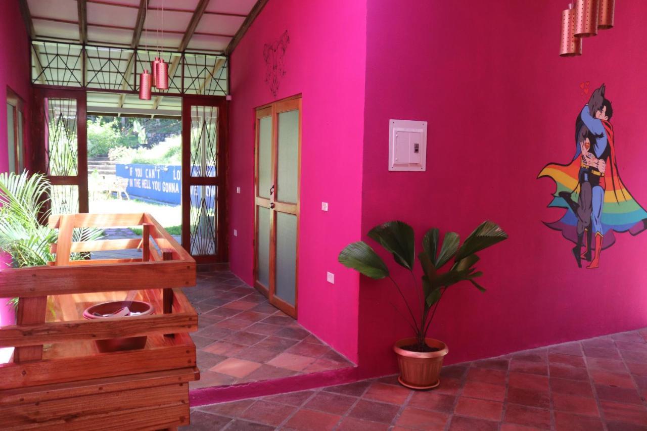 Hostel Planet B Manuel Antonio Zewnętrze zdjęcie